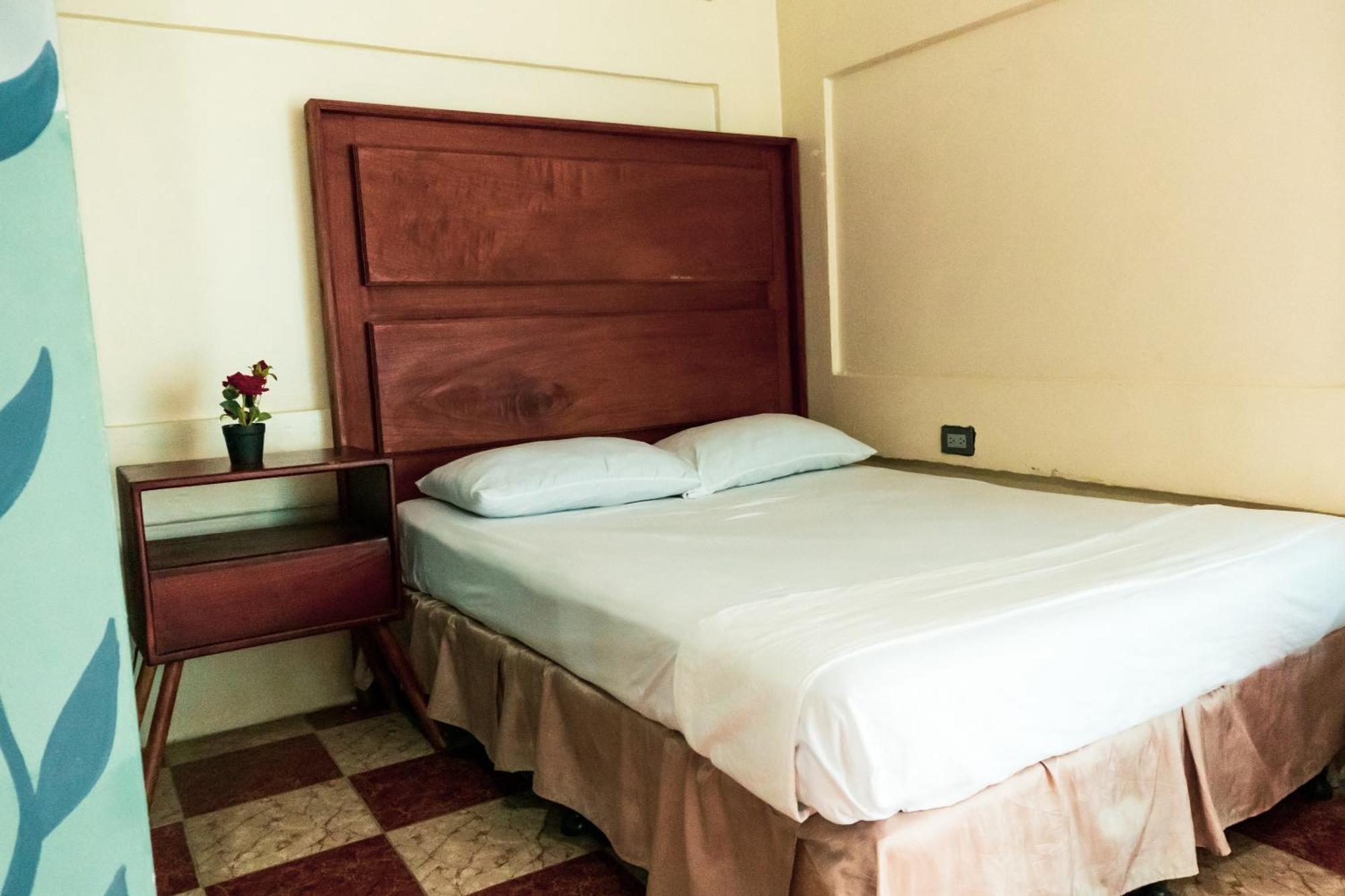 Hostal Eden Moyogalpa Exterior foto