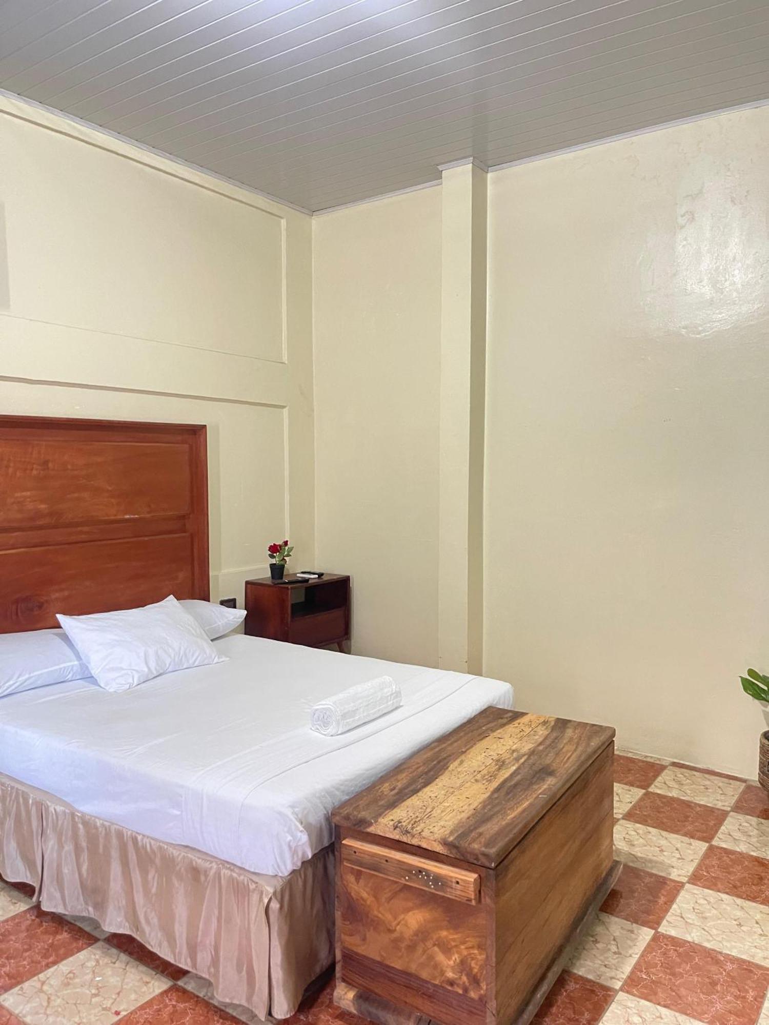Hostal Eden Moyogalpa Exterior foto